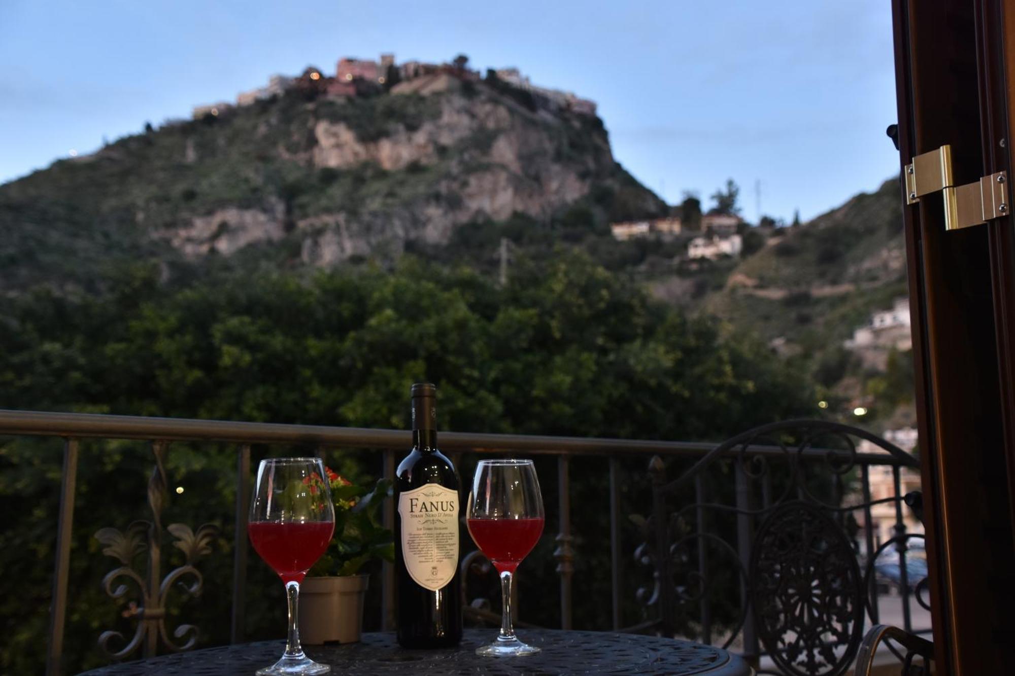 Gloden House Apartments Taormina Exterior foto